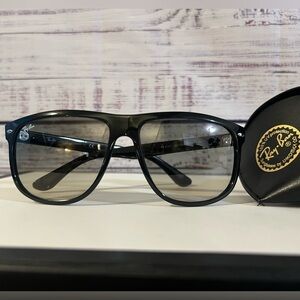 Ray-Ban Sunglasses
